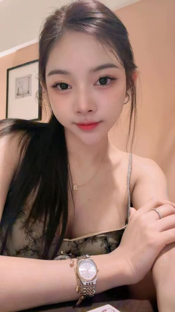 甜甜 photo 3